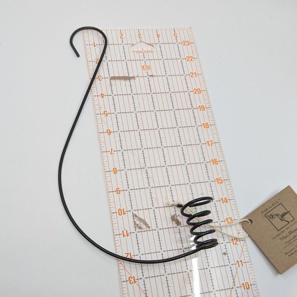 Hummingbird feeder hand blown glass - Picture 8 of 13